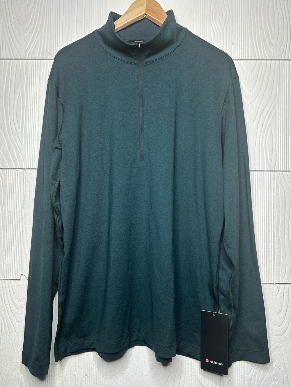 Lululemon Men's Soft Jersey Half Zip.